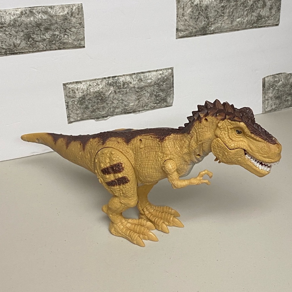 Tyrannosaurus Rex 17”- make sound and lighted eyes